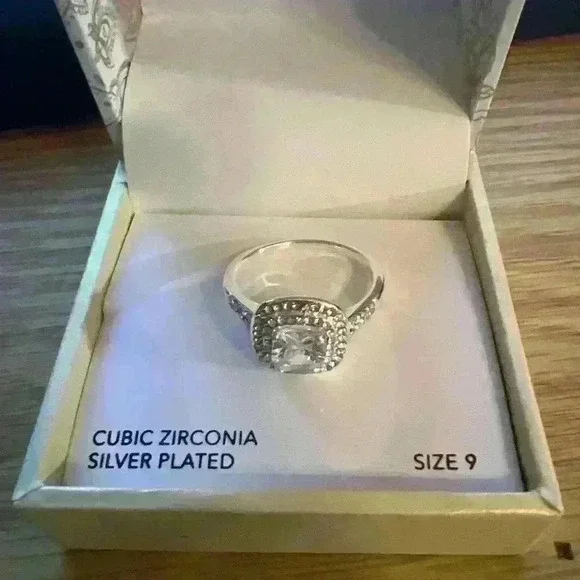 Charter Club Double Halo Crystal Center Ring New size 9 - Picture 4 of 8